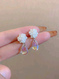 White Flower Water Drop Earrings